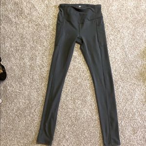 High rise Gaiam yoga pants with pockets 30% off 3+